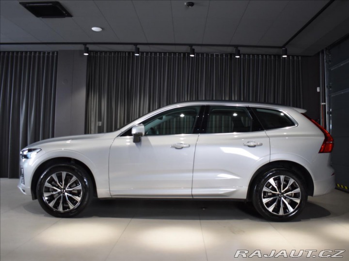 Volvo XC60 2,0 B4 FWD Core BLIS,bezk 2023