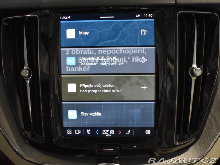 Volvo XC60 2,0 B4 AWD Core ,bezklíč 2023