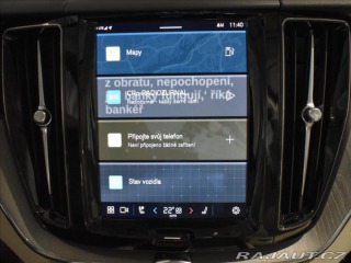 Volvo XC60 2,0 B4 AWD Core ,bezklíč 2023