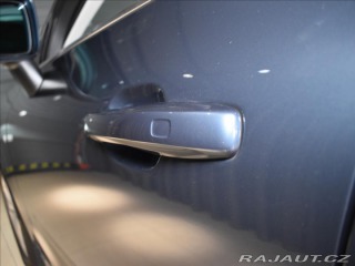 Volvo XC60 2,0 B4 AWD Core ,bezklíč 2023