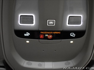 Volvo XC60 2,0 B4 AWD Core ,bezklíč 2023