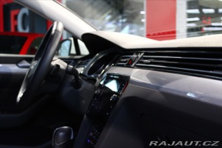 Volkswagen Passat 2.0 TDI 110kW DSG Variant 2022