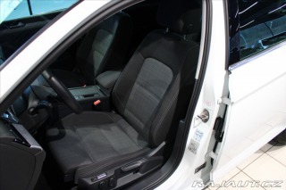 Volkswagen Passat 2.0 TDI 110kW DSG Variant 2022