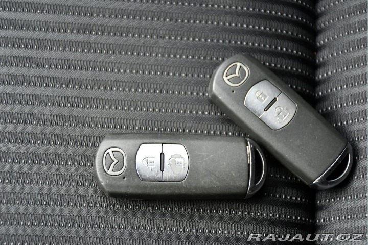 Mazda 3 2.0SKYACTIV-G120 REMUS 2013