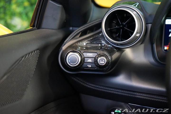 Ferrari F8 Spider LIFT LED ACC P-Dis 2023