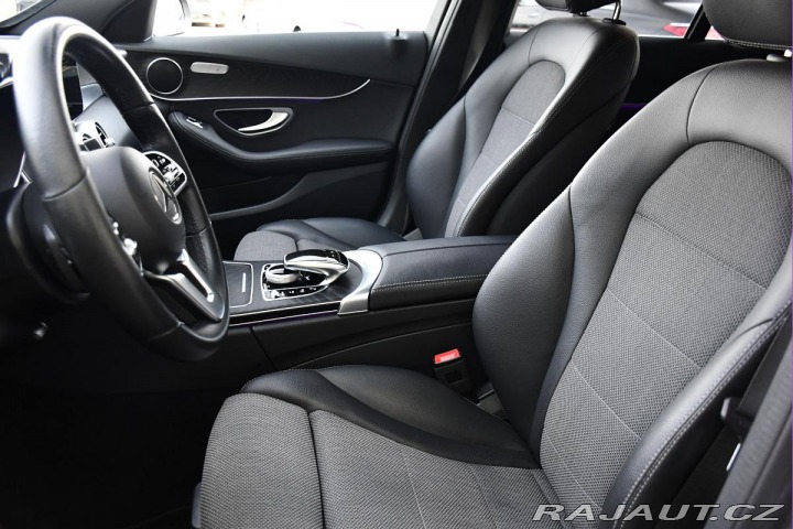 Mercedes-Benz C 300de ACC TAŽNÉ LED CARPL 2020