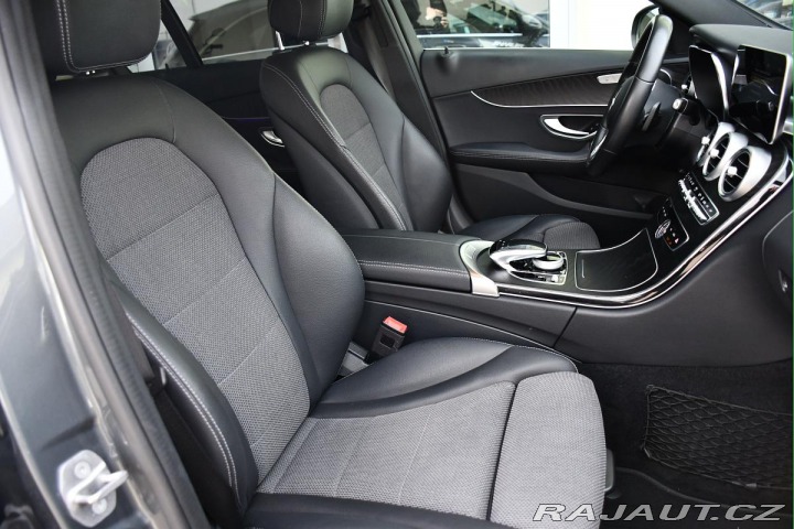Mercedes-Benz C 300de ACC TAŽNÉ LED CARPL 2020