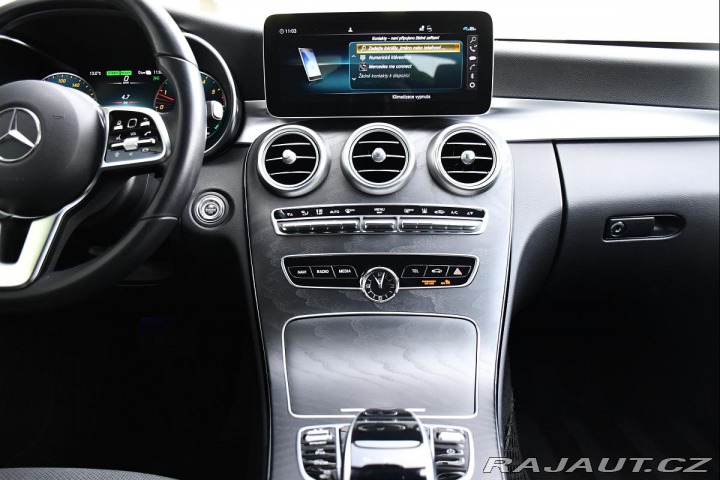 Mercedes-Benz C 300de pHEV TAŽNÉ LED CARP 2020
