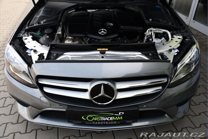 Mercedes-Benz C 300de ACC TAŽNÉ LED CARPL 2020