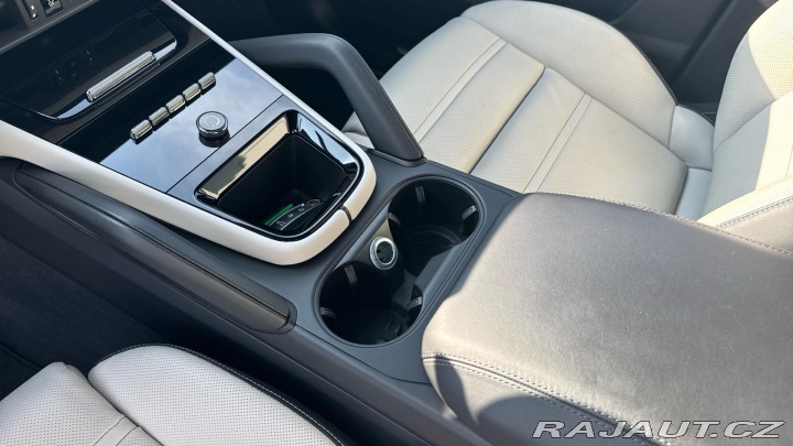 Porsche Cayenne E-Hybrid 2024