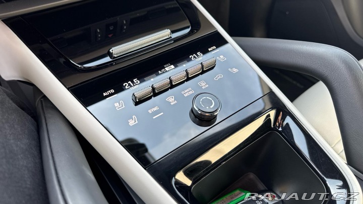 Porsche Cayenne E-Hybrid 2024