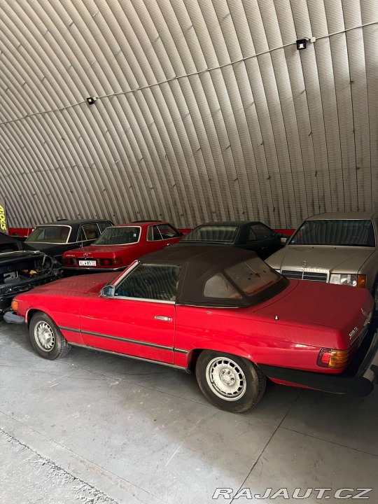 Mercedes-Benz SL 380 SL, NA BÍLÝCH SPZ 1981
