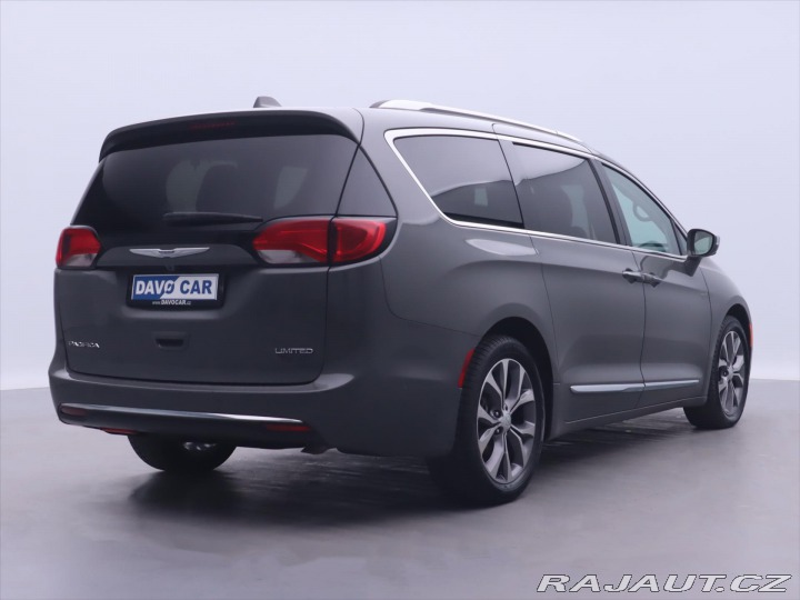 Chrysler Pacifica 3,6 L 211kW V6 8-Míst ACC 2020
