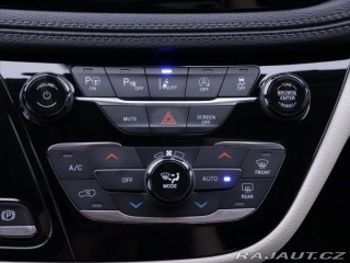 Chrysler Pacifica 3,6 L 211kW V6 8-Míst ACC 2020