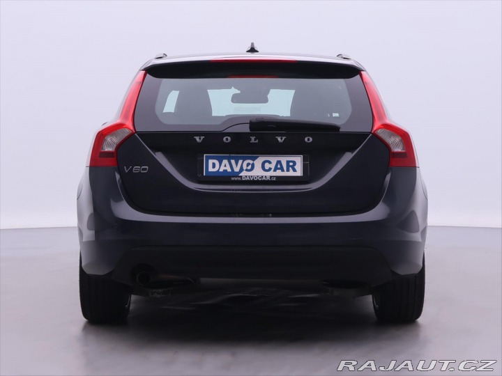 Volvo V60 2,0 D4 120kW Aut. MOMENTU 2011
