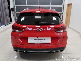 Hyundai i30 1,5 T-GDI  Family Smart A 2022