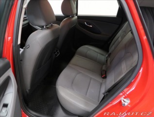Hyundai i30 1,5 T-GDI  Family Smart A 2022