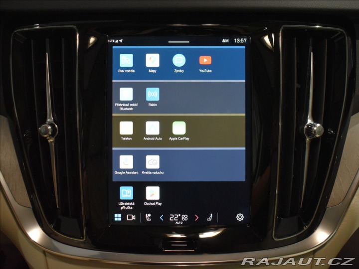 Volvo V60 2,0 T6 AWD Plus Dark 2025