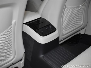 Volvo V60 2,0 T6 AWD Plus Dark 2025