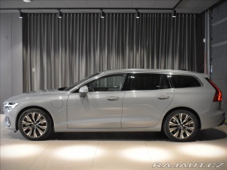 Volvo V60 2,0 T6 AWD Plus Dark 2025