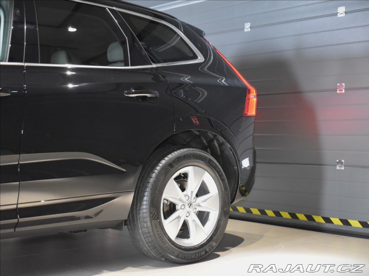 Volvo XC60 2,0 B5 AWD Core 2025