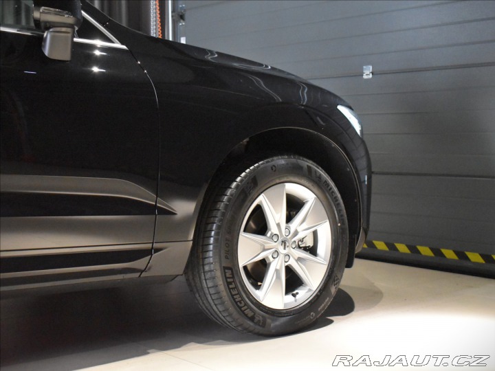 Volvo XC60 2,0 B5 AWD Core 2025