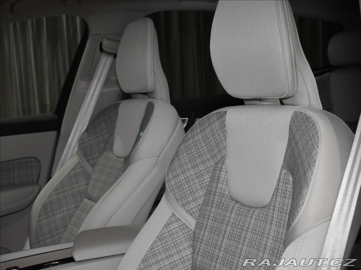 Volvo XC60 2,0 B5 AWD Core 2025