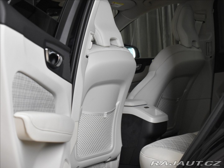 Volvo XC60 2,0 B5 AWD Core 2025