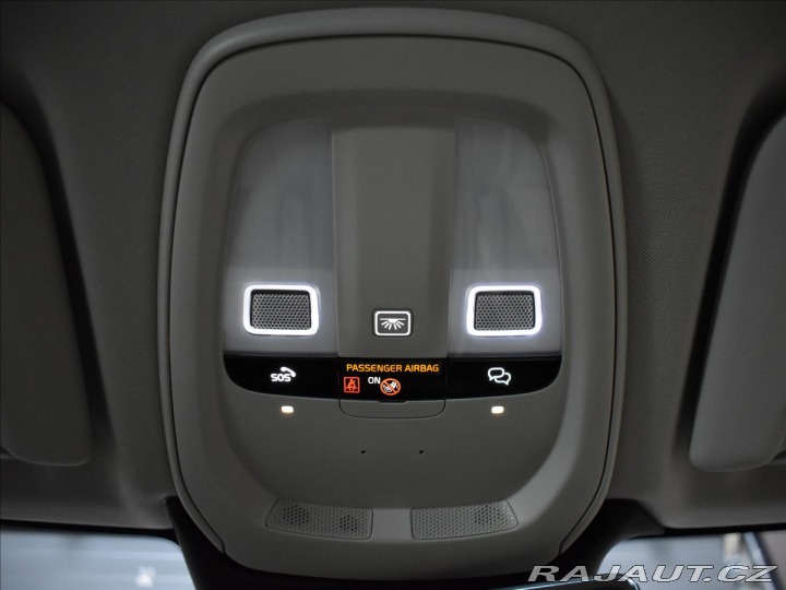 Volvo XC60 2,0 B5 AWD Core 2025