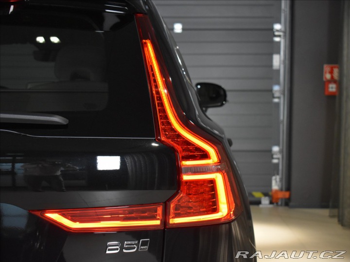 Volvo XC60 2,0 B5 AWD Core 2025
