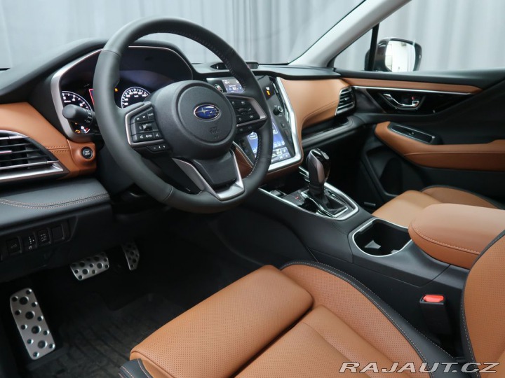 Subaru Outback TOURING 4X4; předváděcí v 2025