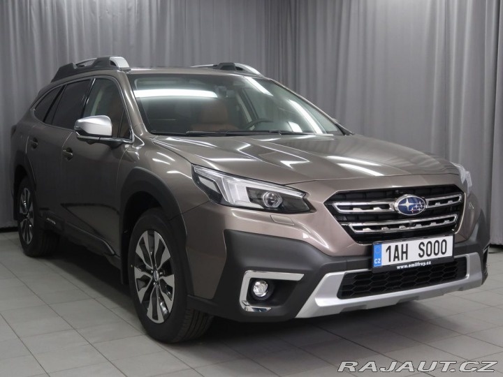 Subaru Outback TOURING 4X4; předváděcí v 2025