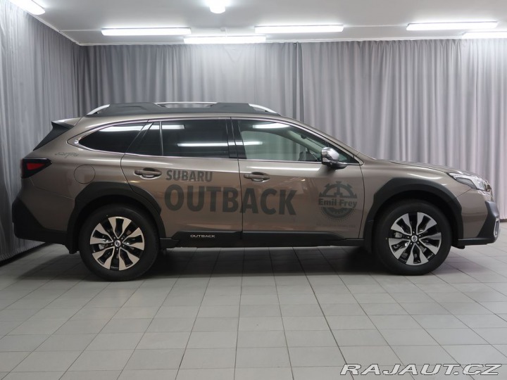 Subaru Outback TOURING 4X4; předváděcí v 2025