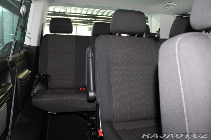 Volkswagen Caravelle 2.0TDI L DSG / 9.míst 2018