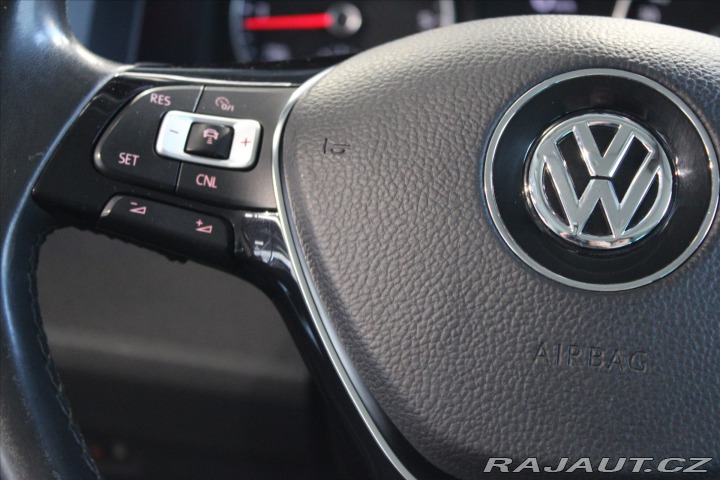 Volkswagen Caravelle 2.0TDI L DSG / 9.míst 2018