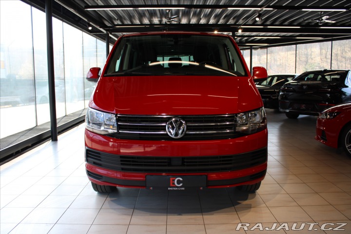 Volkswagen Caravelle 2.0TDI L DSG / 9.míst 2018