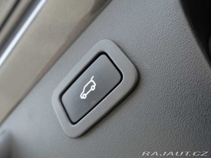 Jaguar E-Pace 2,0 SE D180 4x4 2019