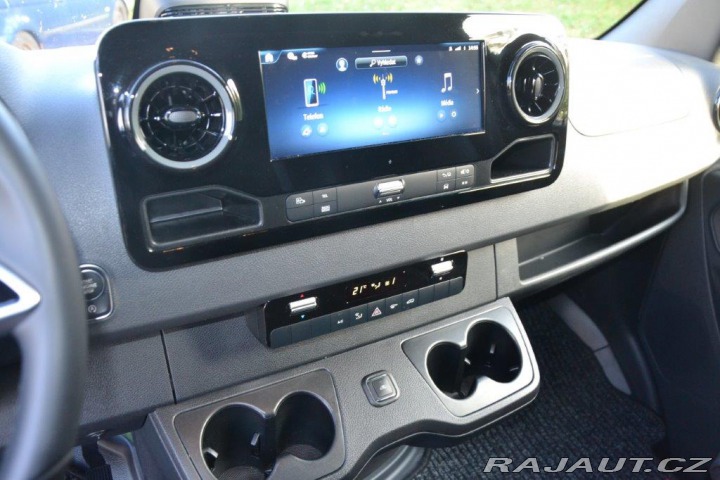 Mercedes-Benz Sprinter 319 Camper 2025