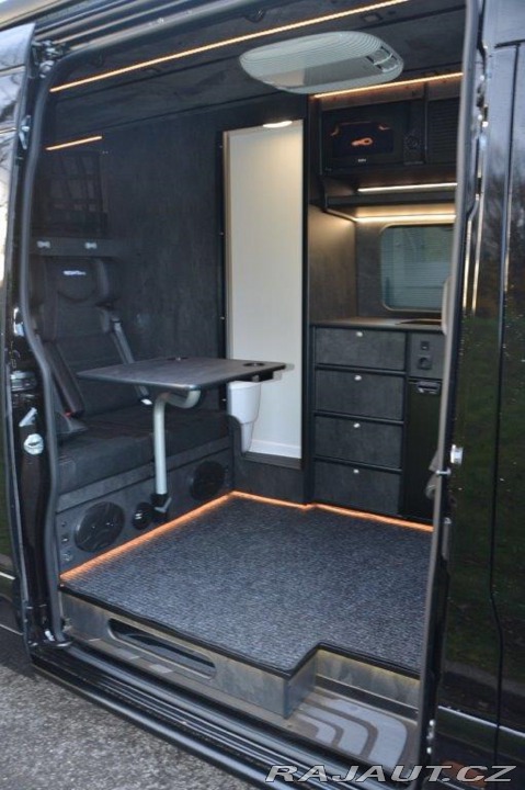 Mercedes-Benz Sprinter 319 Camper 2025
