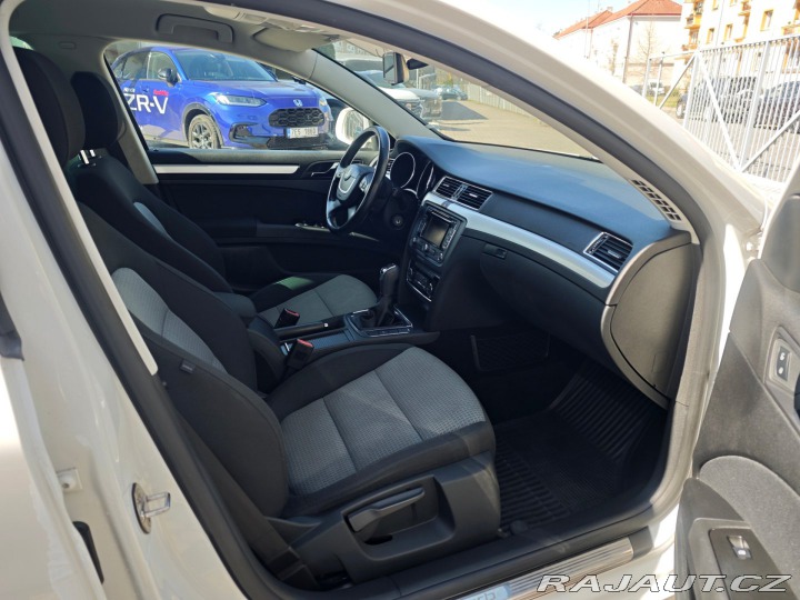 Škoda Superb 1.8 TSi Ambition NAVI Bi- 2010