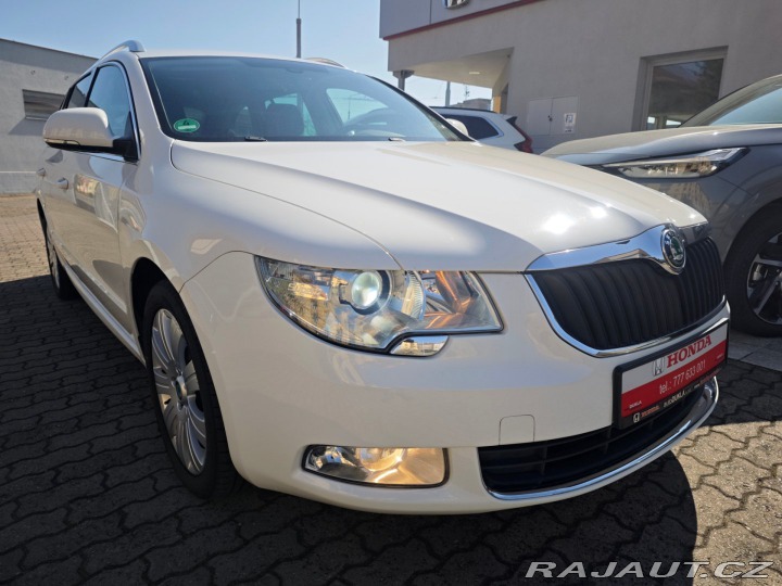 Škoda Superb 1.8 TSi Ambition NAVI Bi- 2010