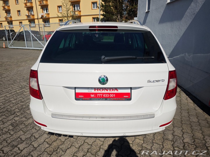 Škoda Superb 1.8 TSi Ambition NAVI Bi- 2010