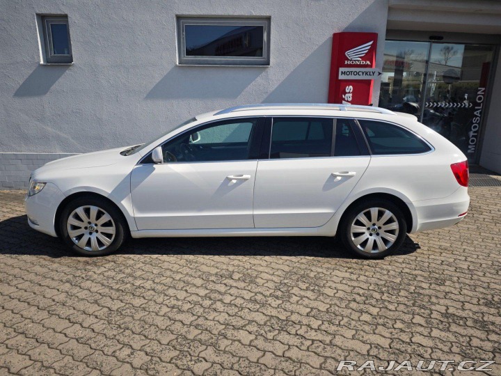 Škoda Superb 1.8 TSi Ambition NAVI Bi- 2010
