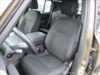 Land Rover Defender 2,0 D200 110,1.Maj, ČR, D 2020