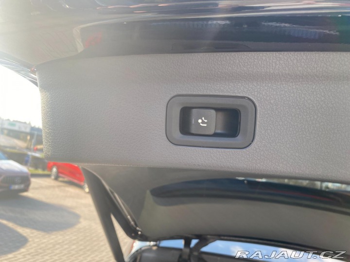 Mercedes-Benz GLE 400d 4Matic REZERVACE 2019