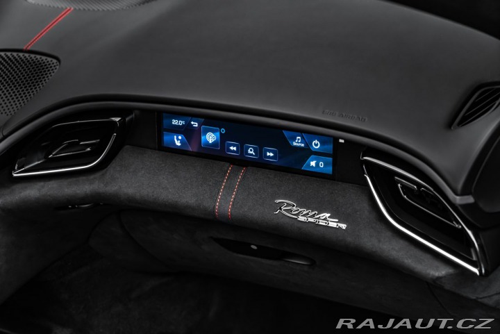 Ferrari Roma Spider 2025