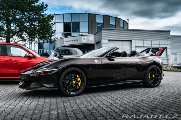 Ferrari Roma Spider 2025