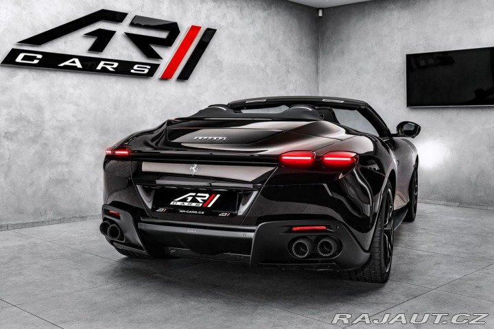 Ferrari Roma Spider 2025