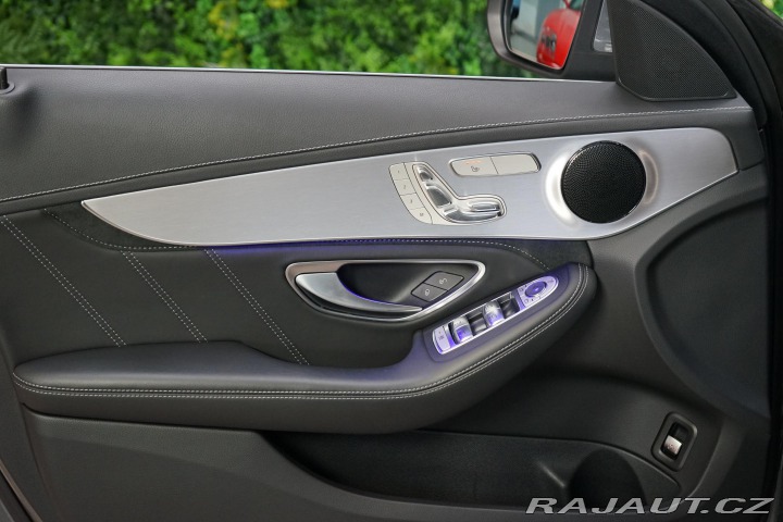 Mercedes-Benz C 63 AMG V8 350kW LED Pano 2019