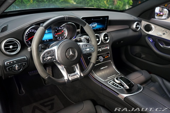 Mercedes-Benz C 63 AMG V8 350kW LED Pano 2019